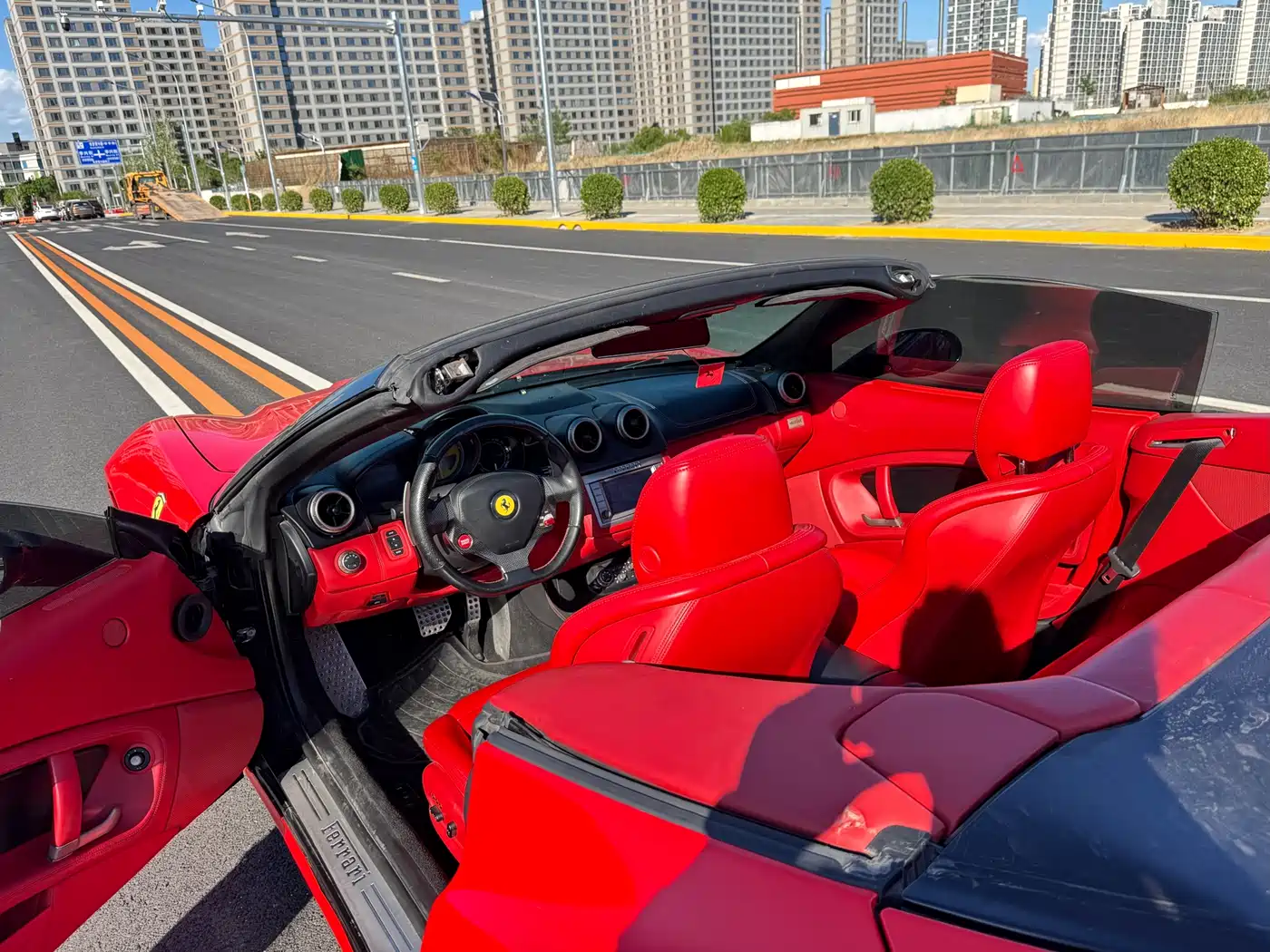 Ferrari California T 2011 2012 4.3L Standard