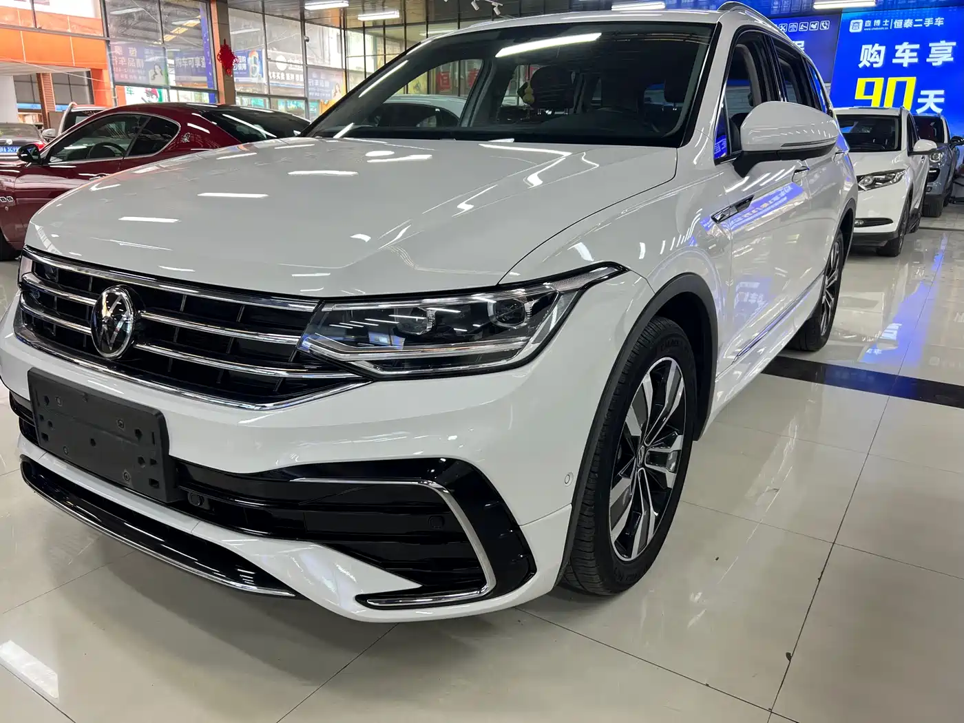 Volkswagen Tiguan L 2022 330TSI Auto 2WD R-Line Premium Edition