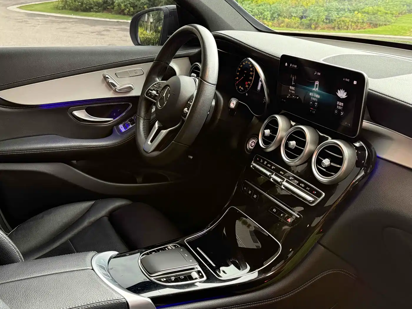 Mercedes-Benz GLC 2020 Facelift GLC 260 L 4MATIC Dynamic фото 29