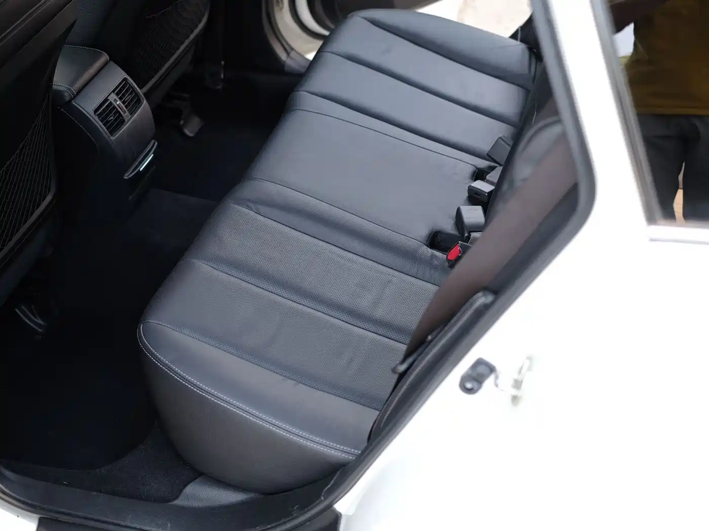 Фото 28 - Subaru Outback