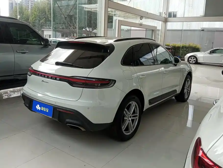 صورة 3 - Porsche Macan