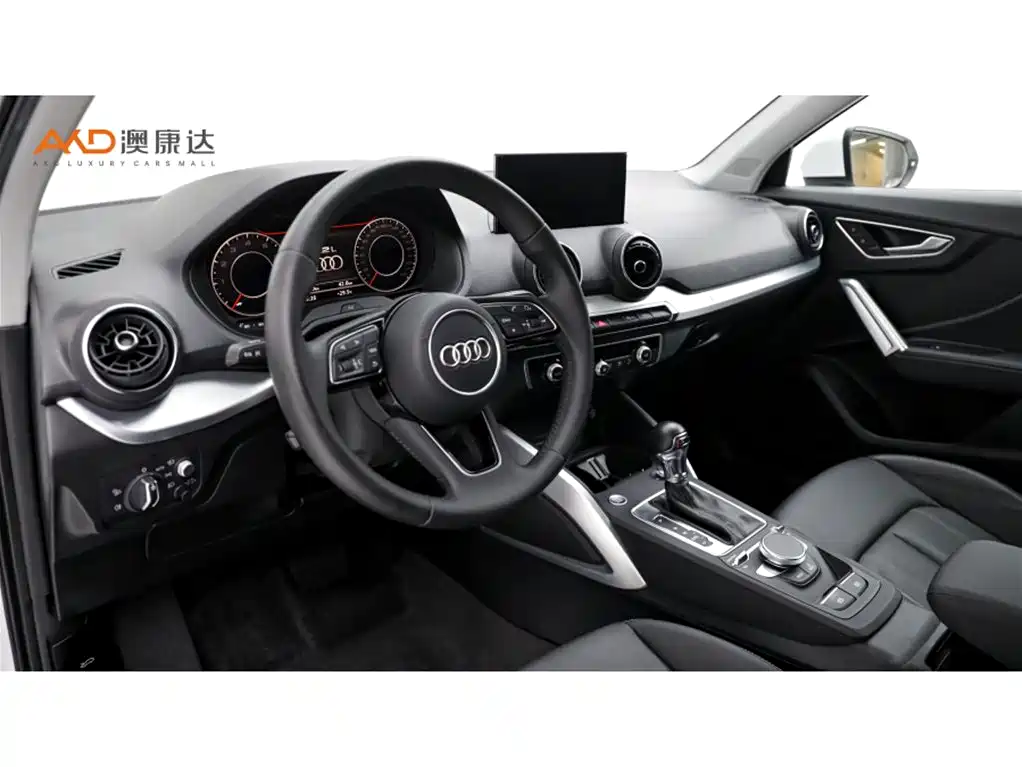 Фото 6 - Audi Q2L