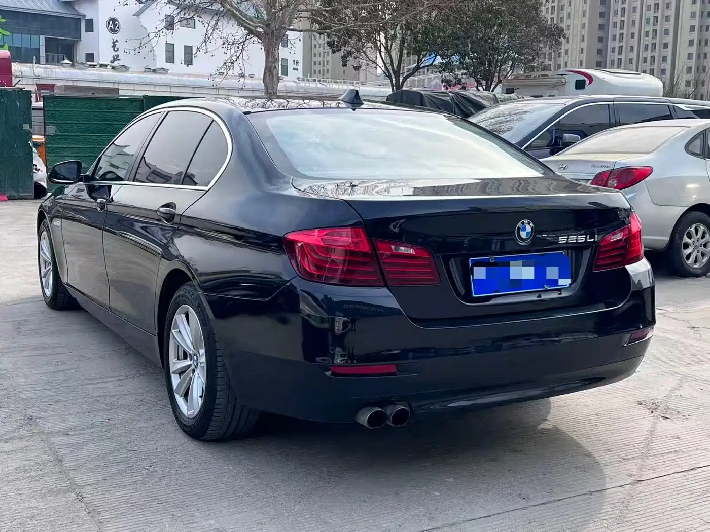 BMW 5 Series 2017 520Li Classic Edition фото 6