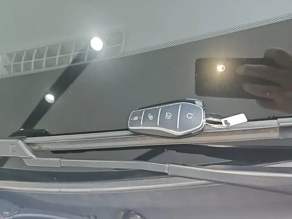Photo 9 - BYD Seal 05