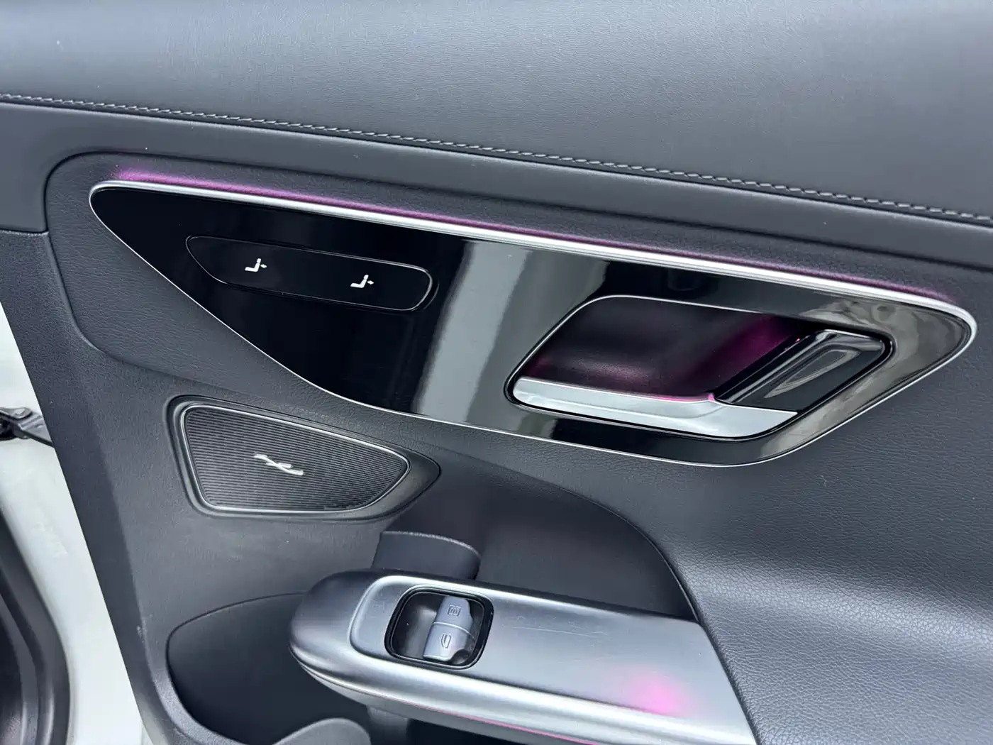 Mercedes-Benz C-Class 2024 C 260 L Sport фото 17