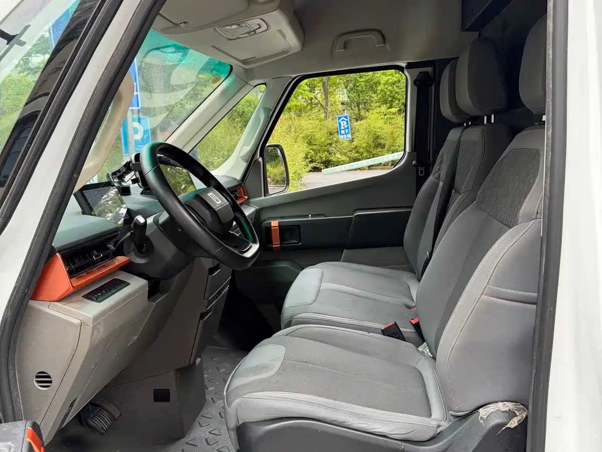 Yuan Cheng Farizon Super VAN 2025 Chuangfu Edition Medium Wheelbase High Roof 51kWh фото 10