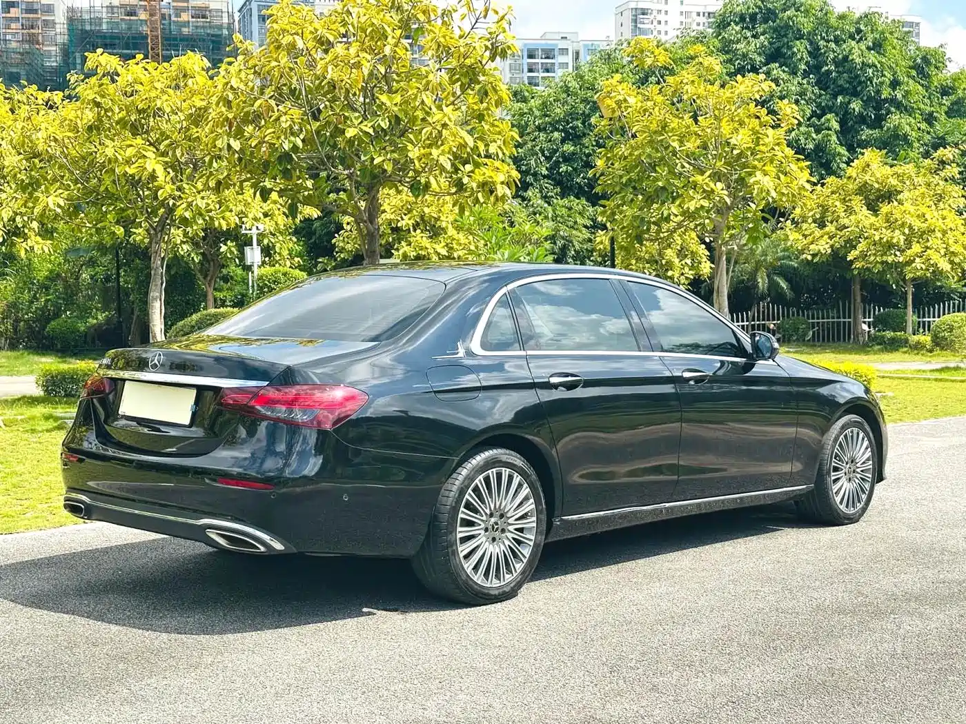  E CLASS