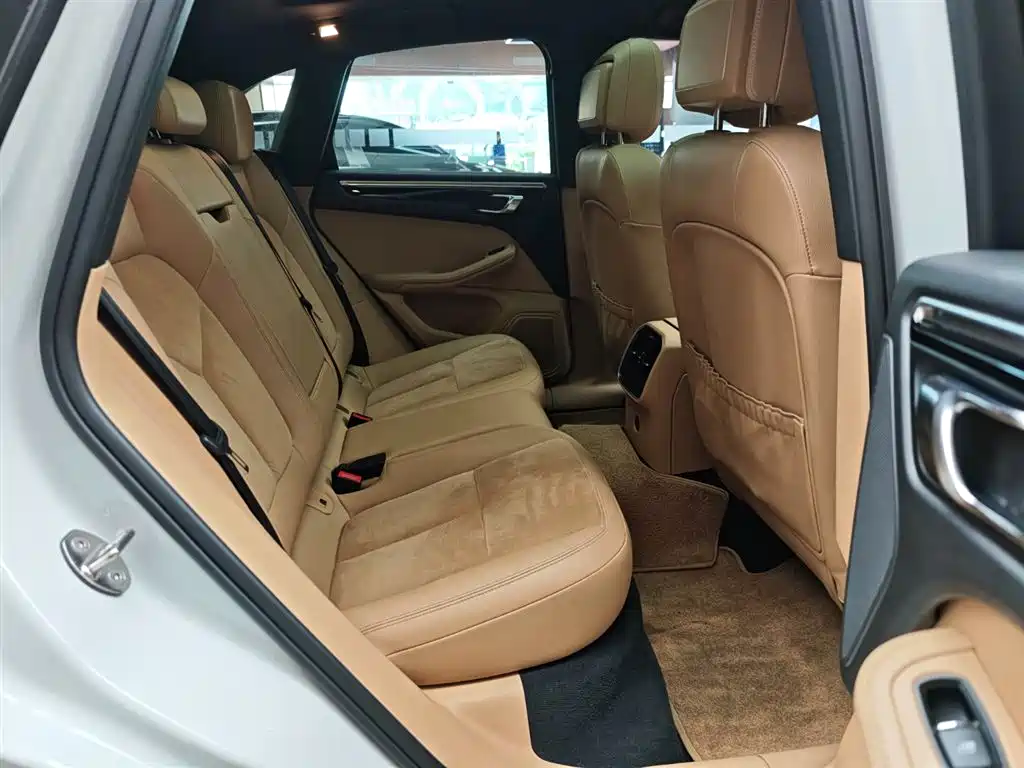 Porsche Macan 2017 Macan S 3.0T фото 12