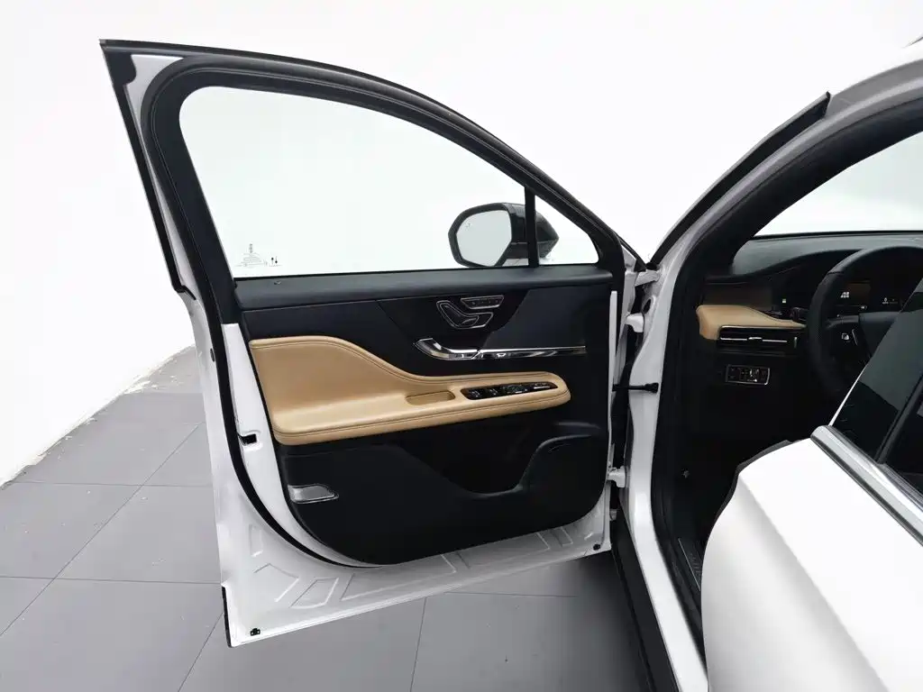 Lincoln Adventurer, миниатюра 8
