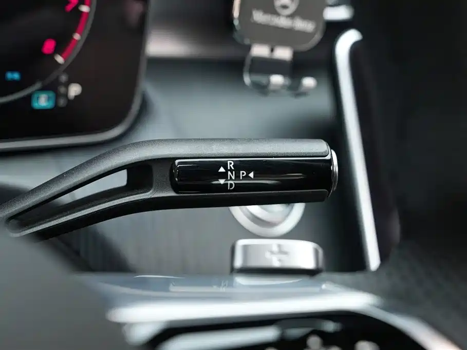 Mercedes-Benz C-Class 2022 C 200 L Sport Version фото 12