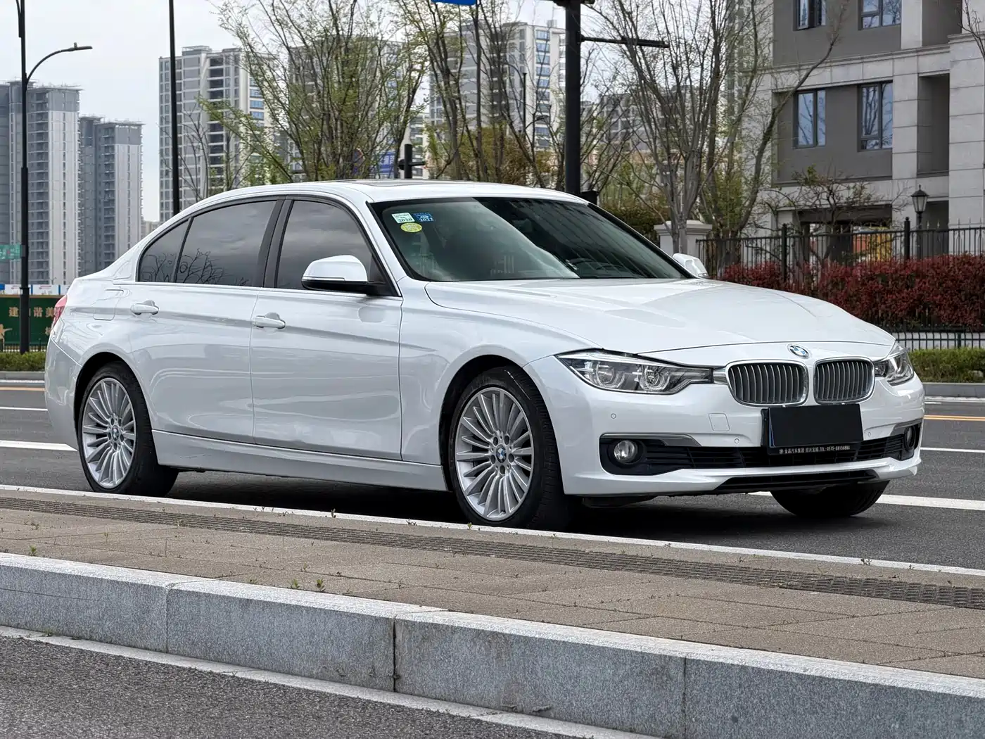 BMW 3 Series 2018 320Li Fashion Style фото 3