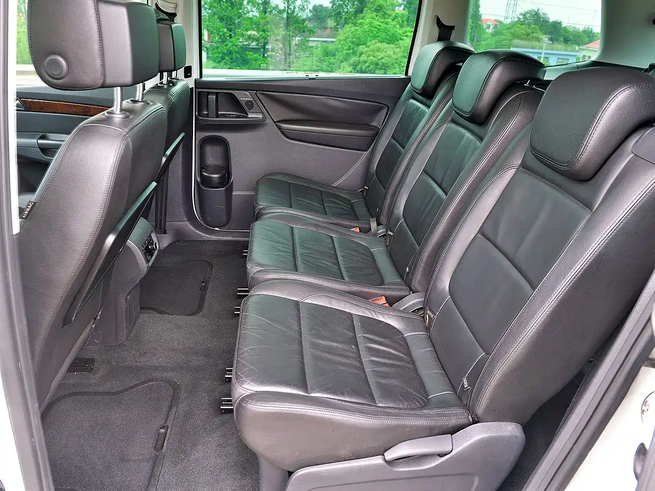 Volkswagen Sharan 2013 1.8TSI Comfort фото 15