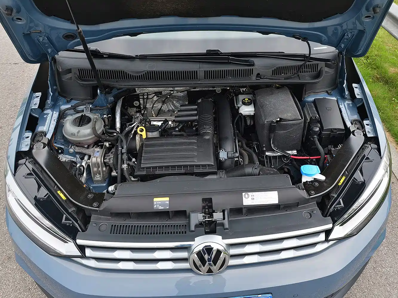 Volkswagen Touran 2018 Touran L 280TSI DSG Cross Edition 7-seater China VI фото 9