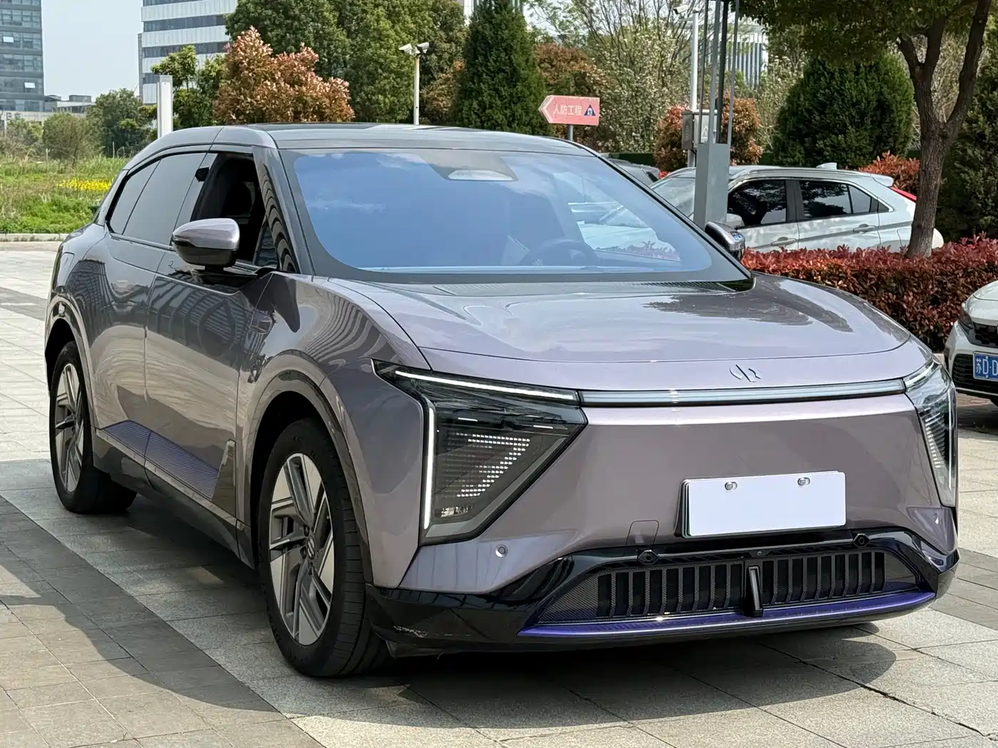 HiPhi GAO HE HIPHI Y