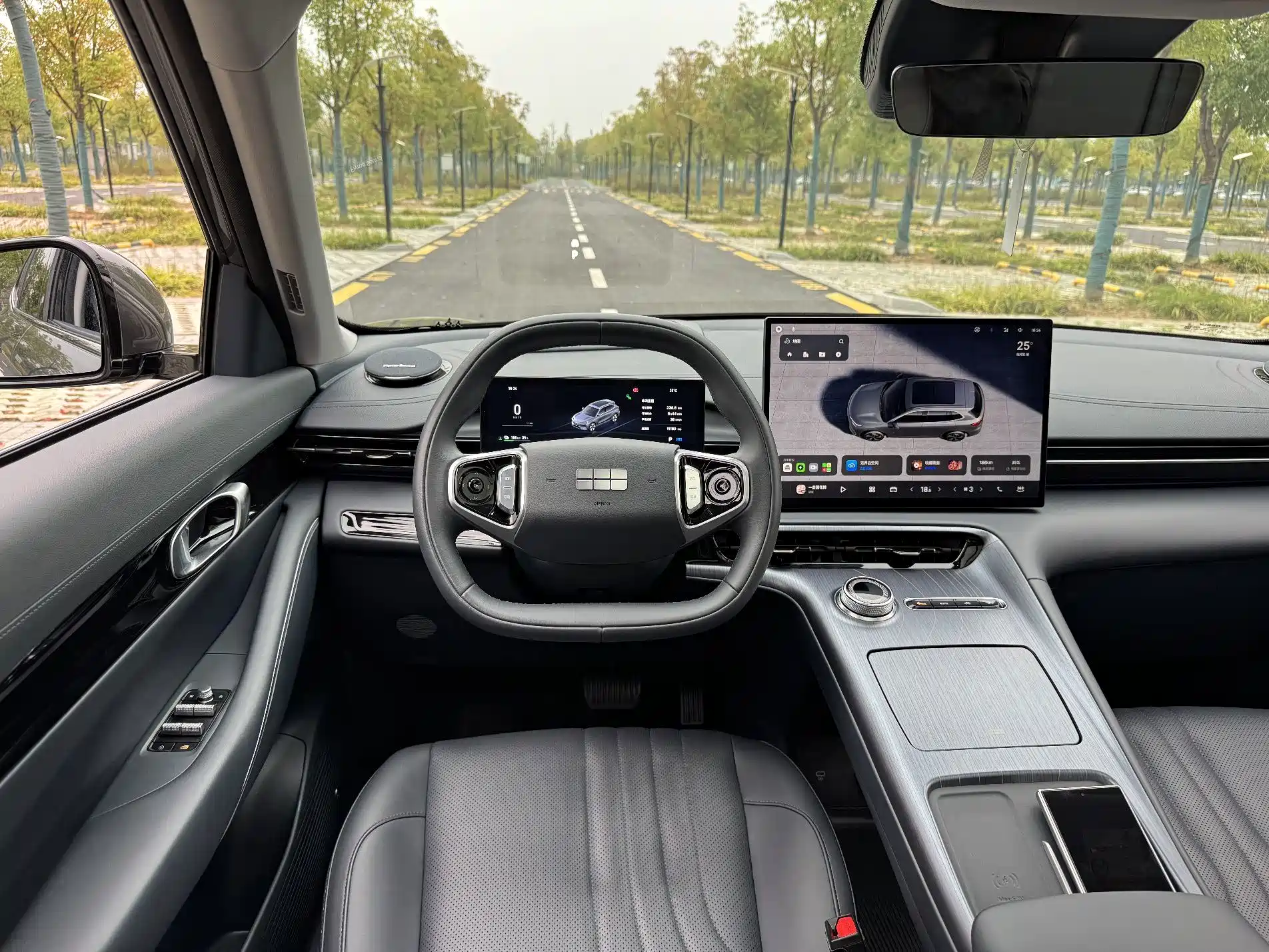 Photo 20 - Geely Galaxy Galaxy E5