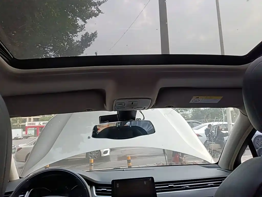 Photo 18 - Citroën C5