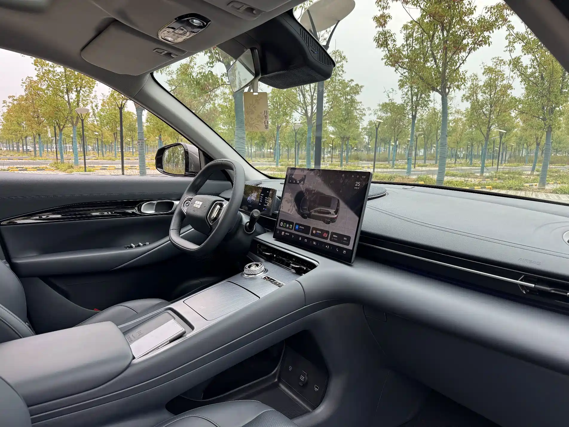 Photo 21 - Geely Galaxy Galaxy E5