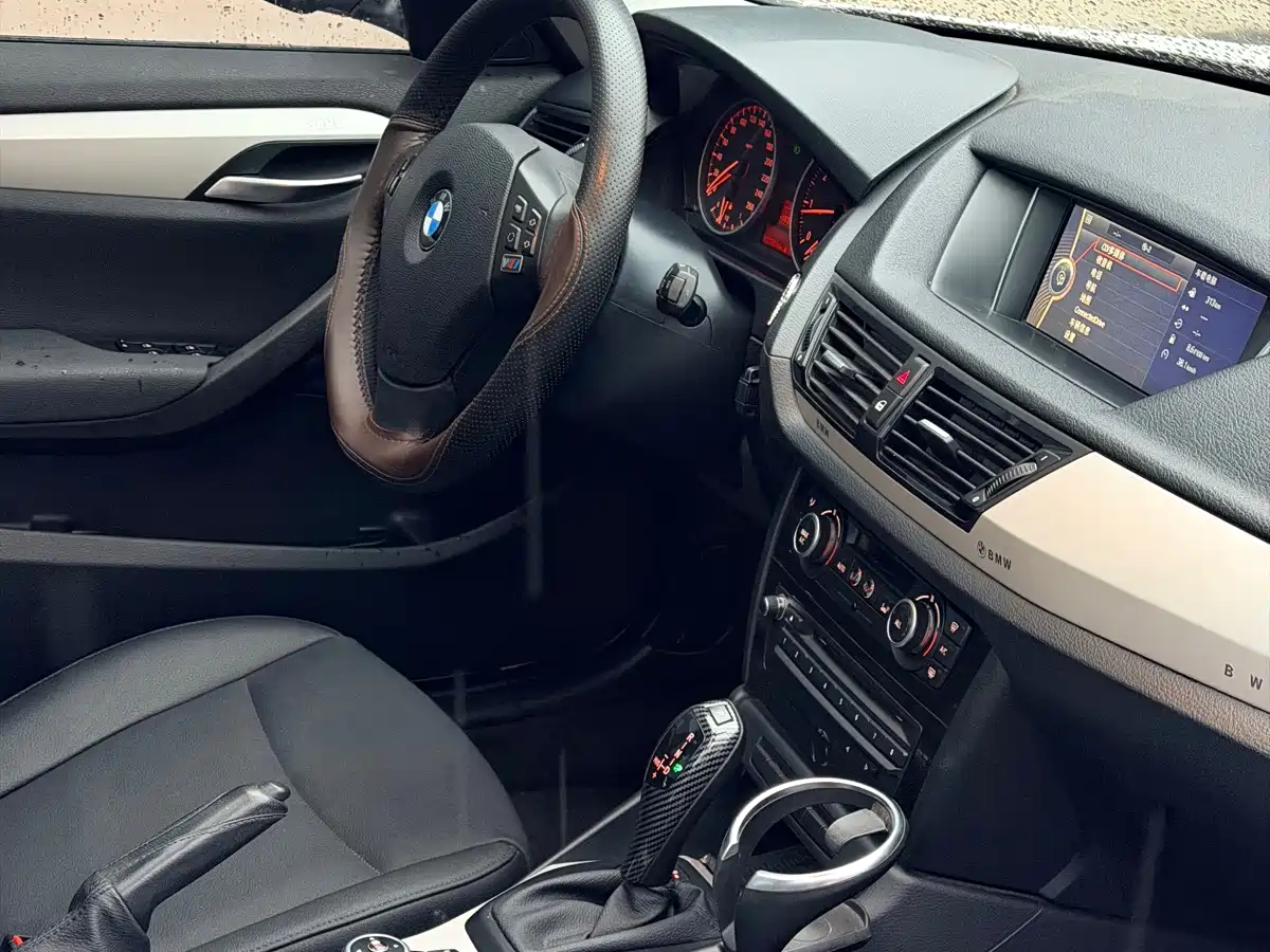 BMW X1 (Import) 2013 2012 sDrive18i Luxury