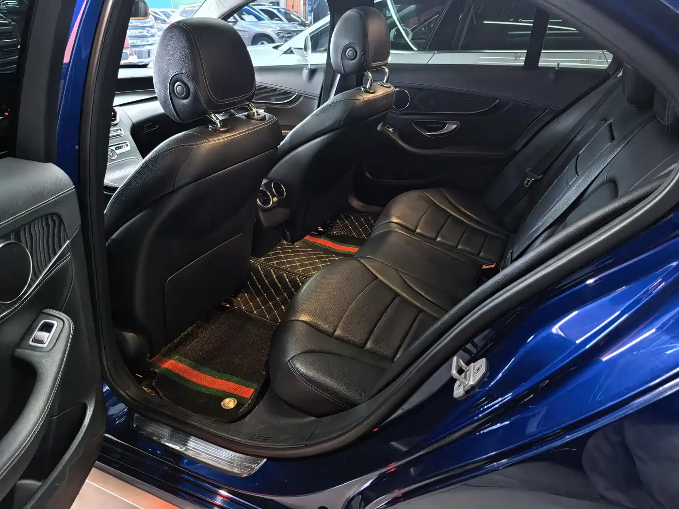 Mercedes-Benz C-Class 2015 C 180 L Sport фото 8