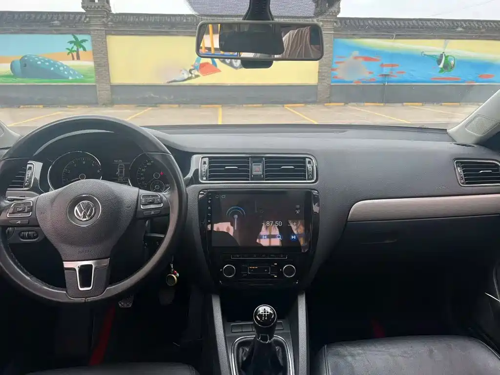 Фото 8 - Volkswagen Sagitar