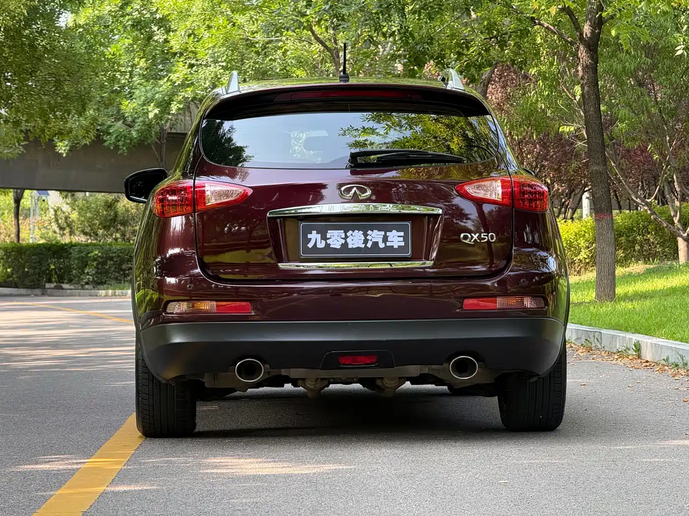 Infiniti QX50 (Import) 2014 2013 2.5L 2WD Prestige