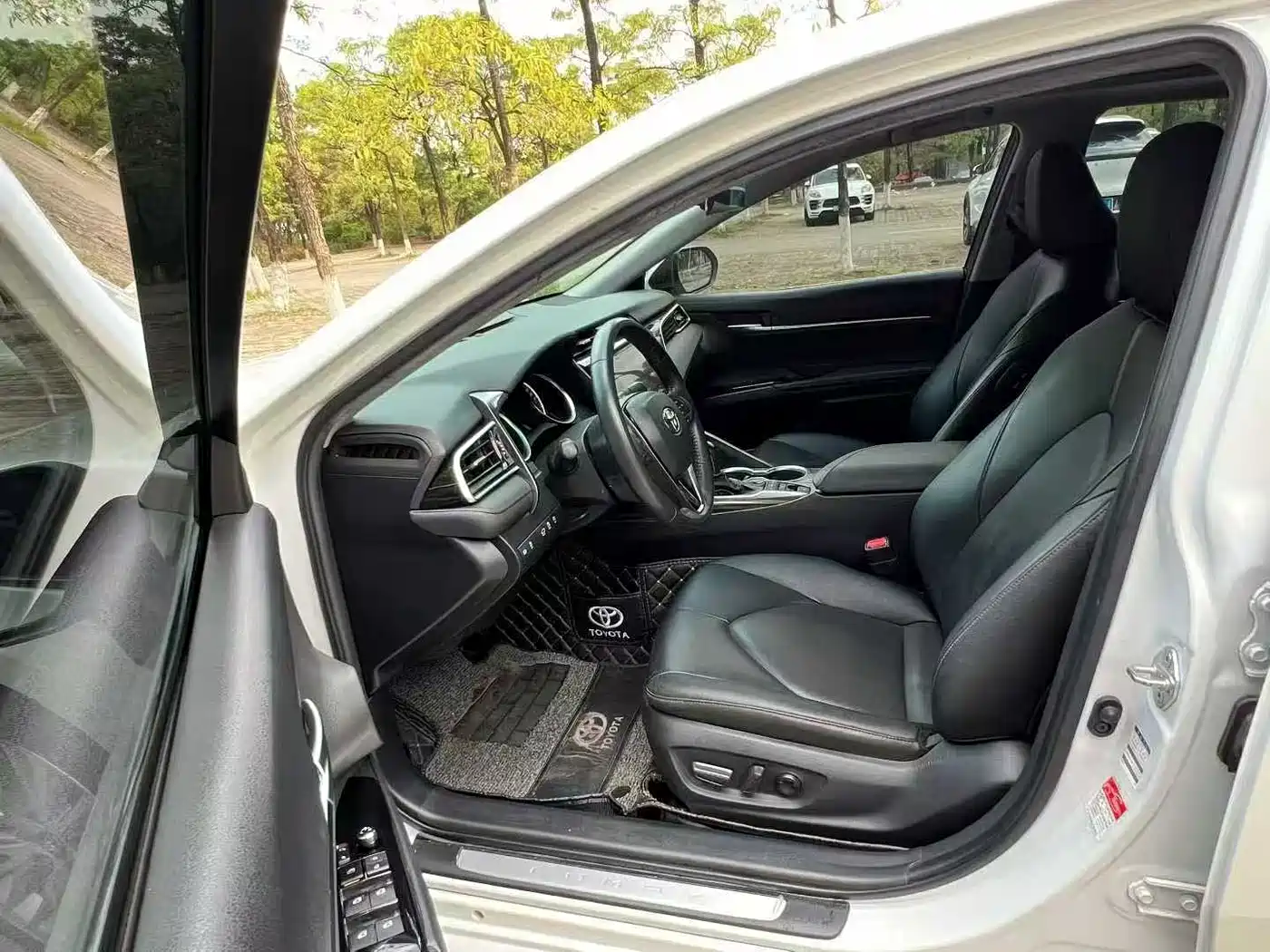 Toyota Camry 2019 Facelift 2.5G Luxury Edition фото 7