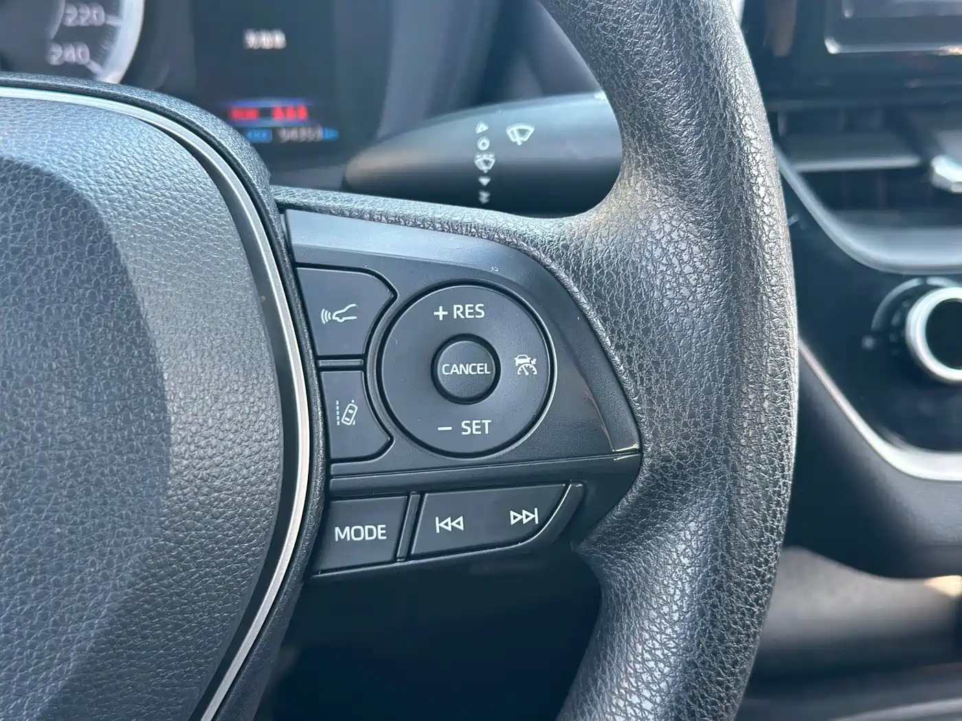 Toyota Levin 2021 185T CVT Sport Edition фото 16