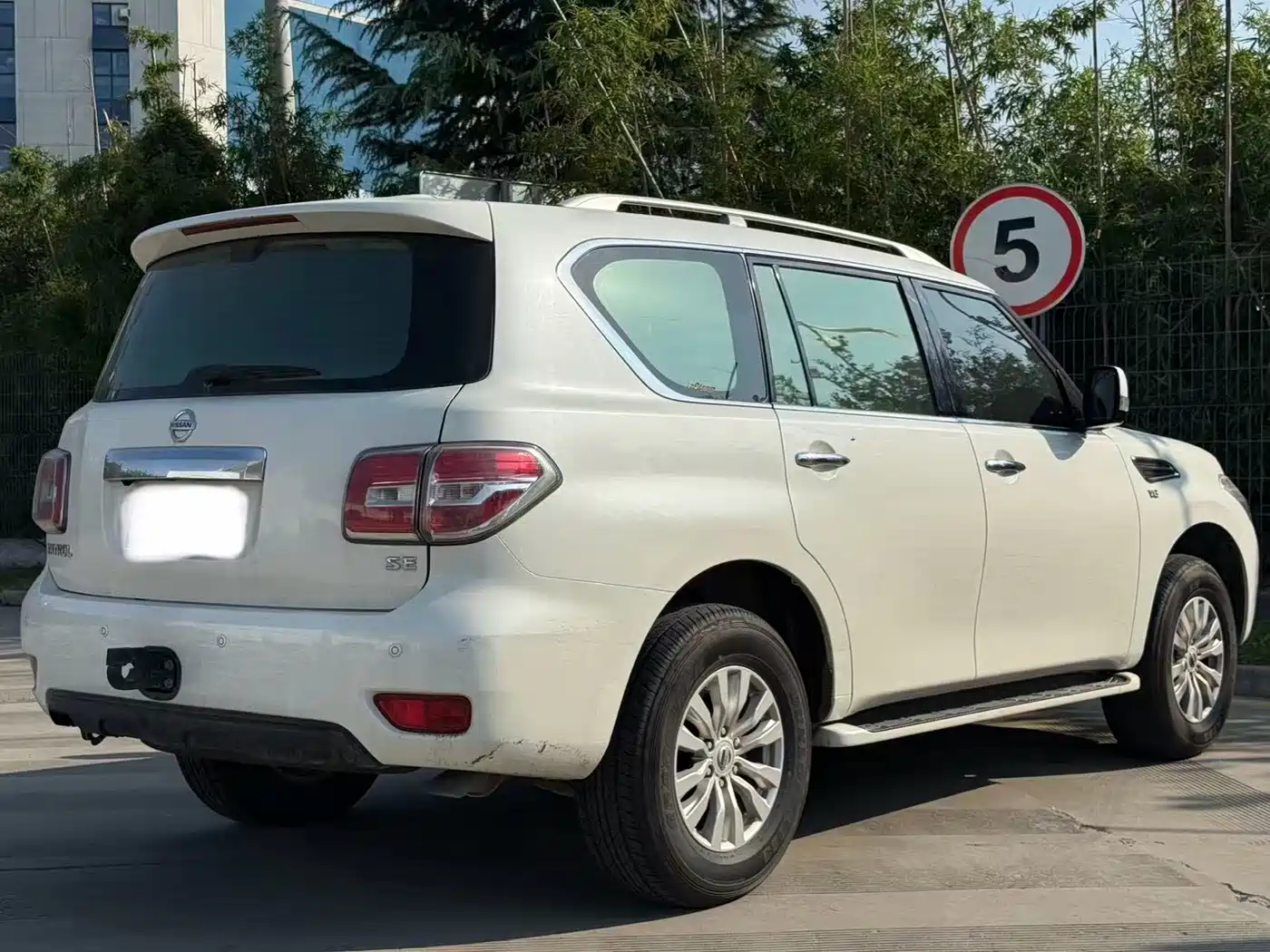 Nissan Patrol 2020 2018 4.0L Platinum