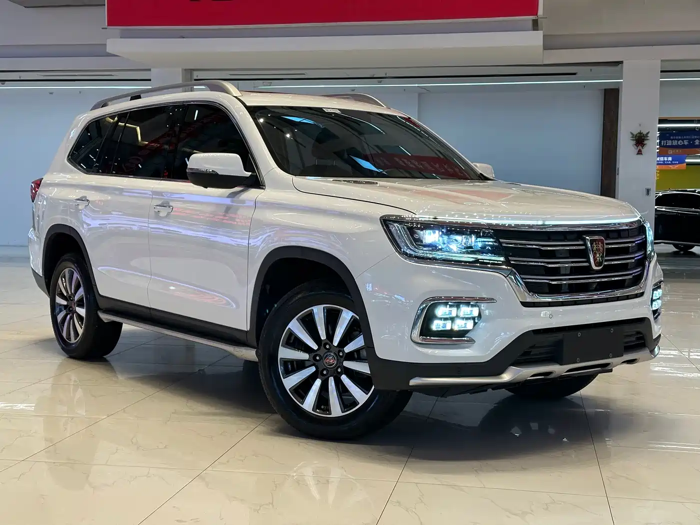 Roewe RX8 2019 2018 30T Smart Internet 2WD Flagship Edition