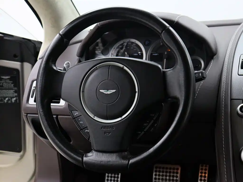 Aston Martin Rapide 2011 2010 6.0L