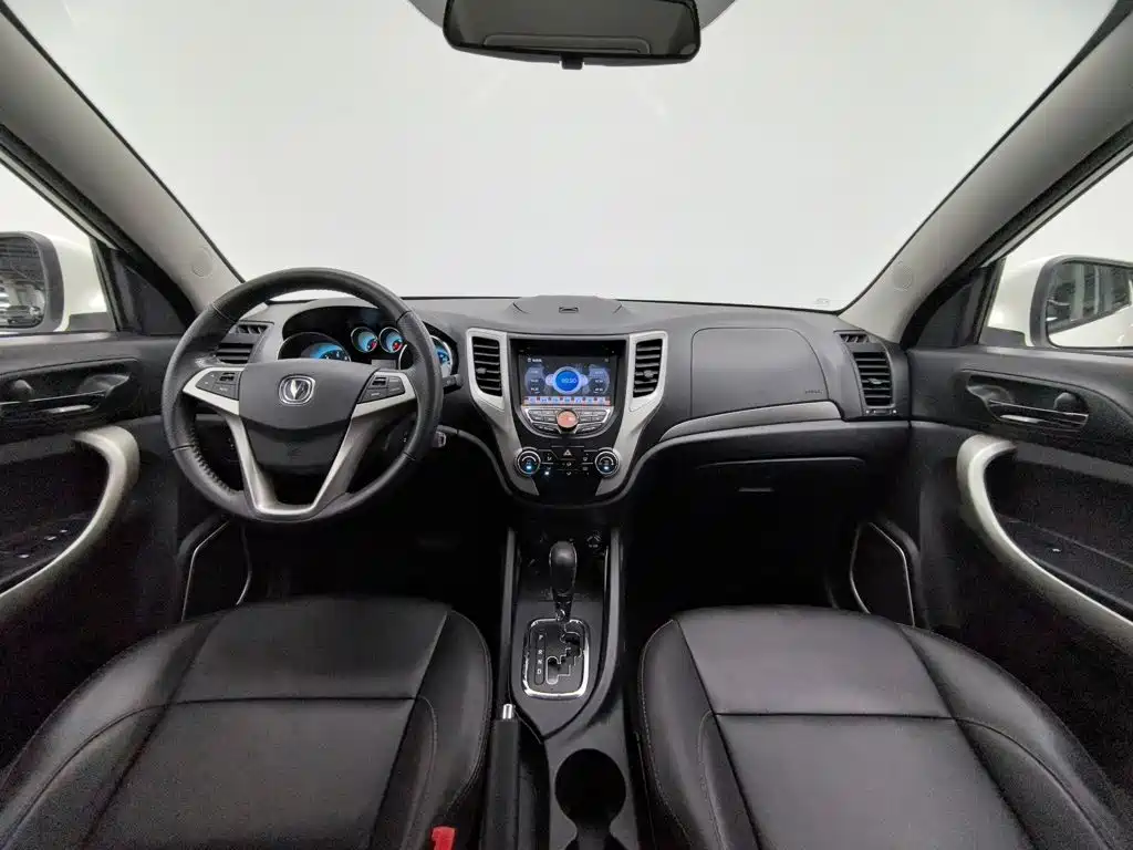 Changan CS35 2014 2014 1.6L Automatic Luxury Type China IV