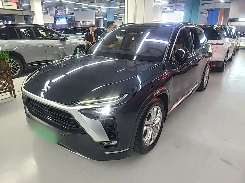 NIO ES8 2020