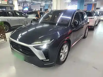NIO ES8