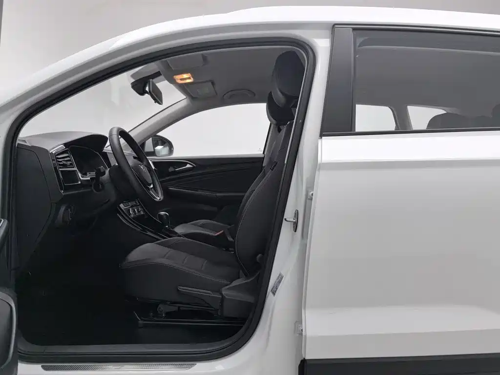 Фото 10 - Jetta VS5