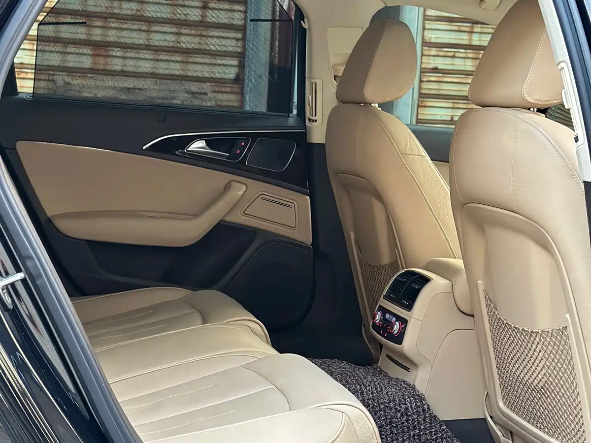 Audi A6L 2012 30 FSI Comfort фото 16