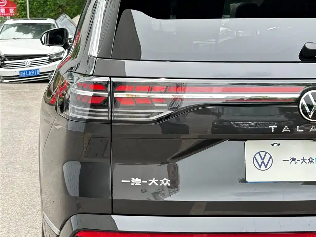 Volkswagen Talagon 2025 450TSI R-Line 6-Seater фото 15