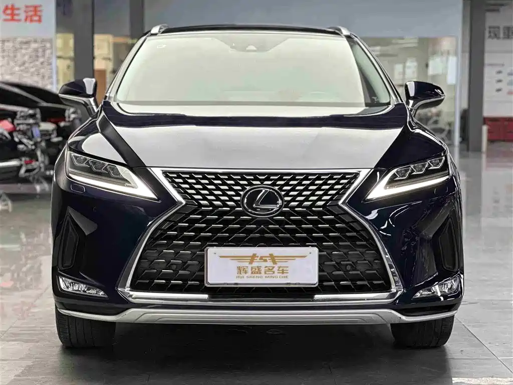 Lexus RX 2020 Facelift 300 AWD Elegance Edition фото 2