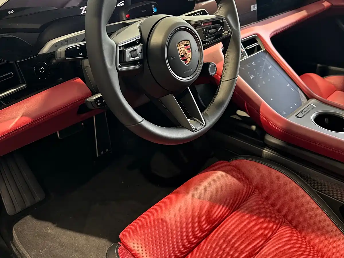 Porsche Taycan 2026 Taycan 4 фото 4