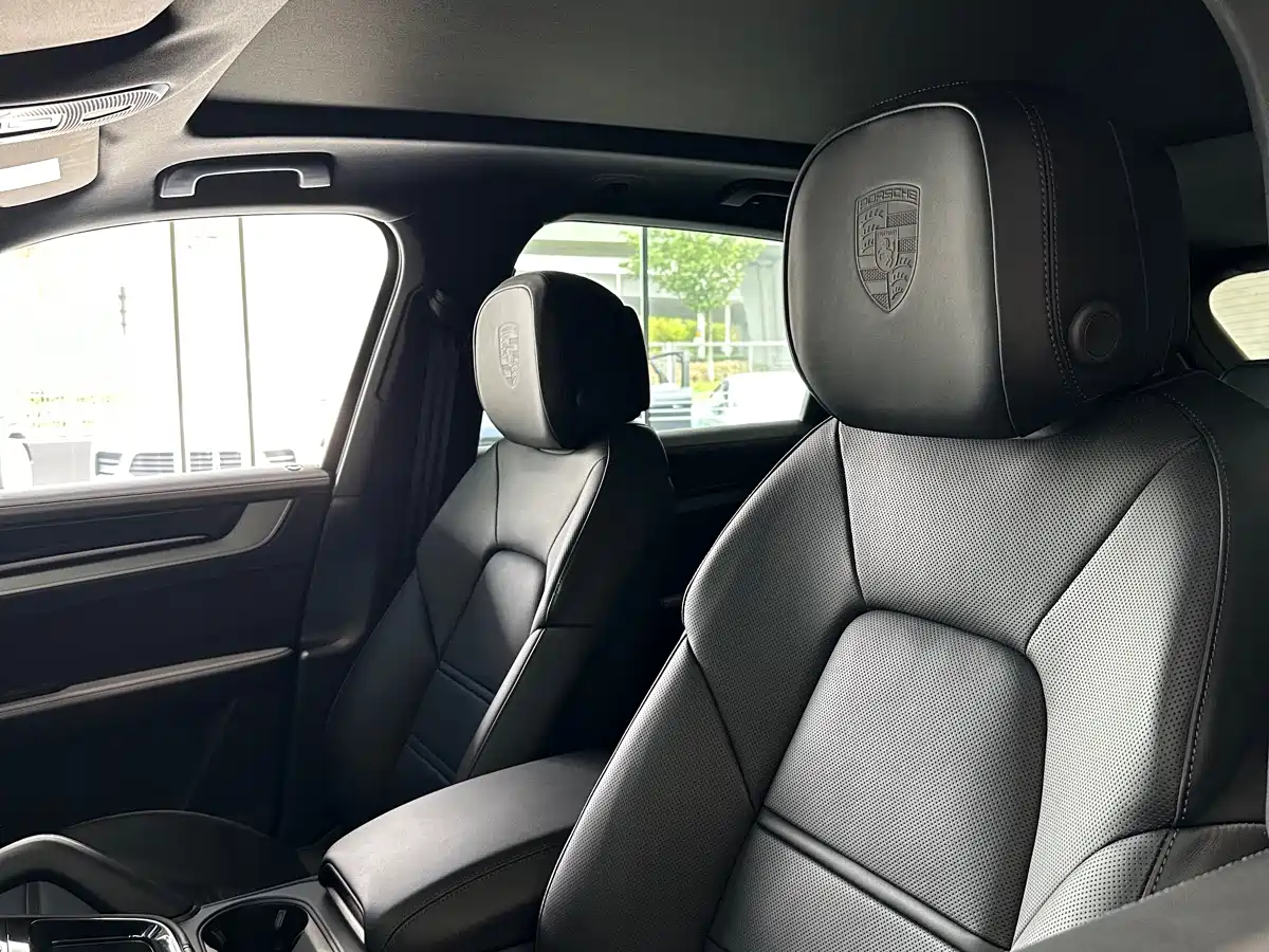 Porsche Cayenne 2025 Cayenne 3.0T Dream Chaser Edition фото 5
