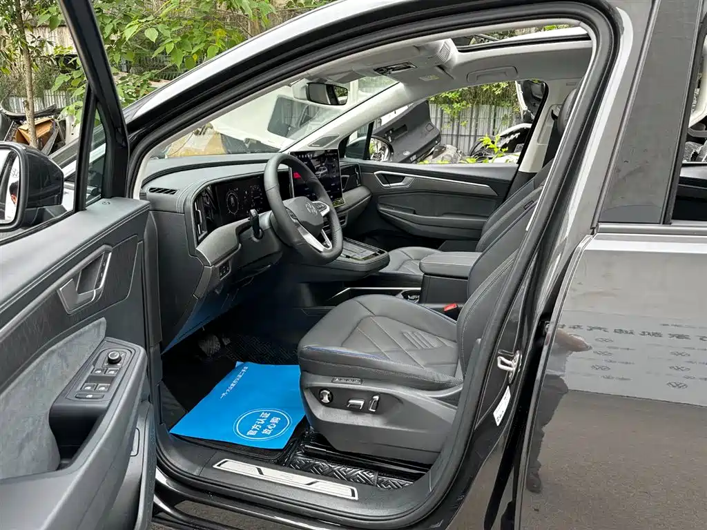 Volkswagen Talagon 2025 450TSI R-Line 6-Seater фото 30