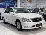 Фото 3 - Toyota Crown