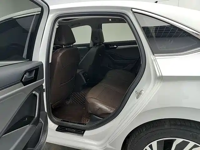 Volkswagen Sagitar 2022 280TSI DSG Surpassing Edition фото 10