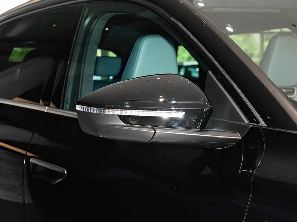 Audi Q6L e-tron 2026 2025 Extended Range Edition