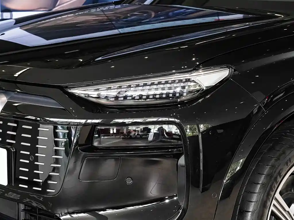 Audi Q6L e-tron 2026 2025 Extended Range Edition