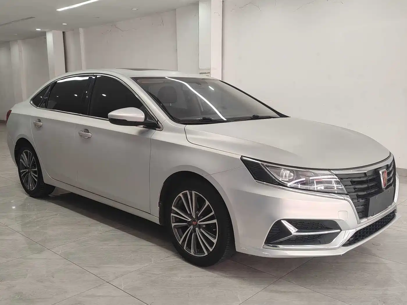 ROEWE I6