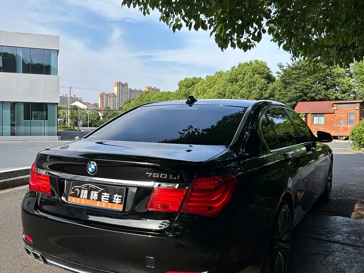 BMW 7 Series 2011 2010 760Li