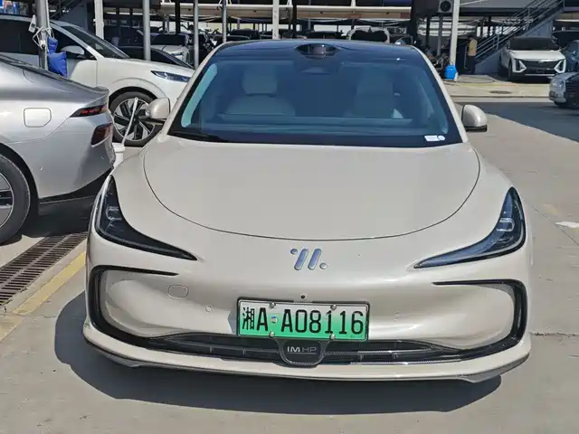 zhiji-automobile zhiji-l6