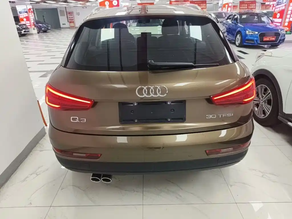 Фото 6 - Audi Q3