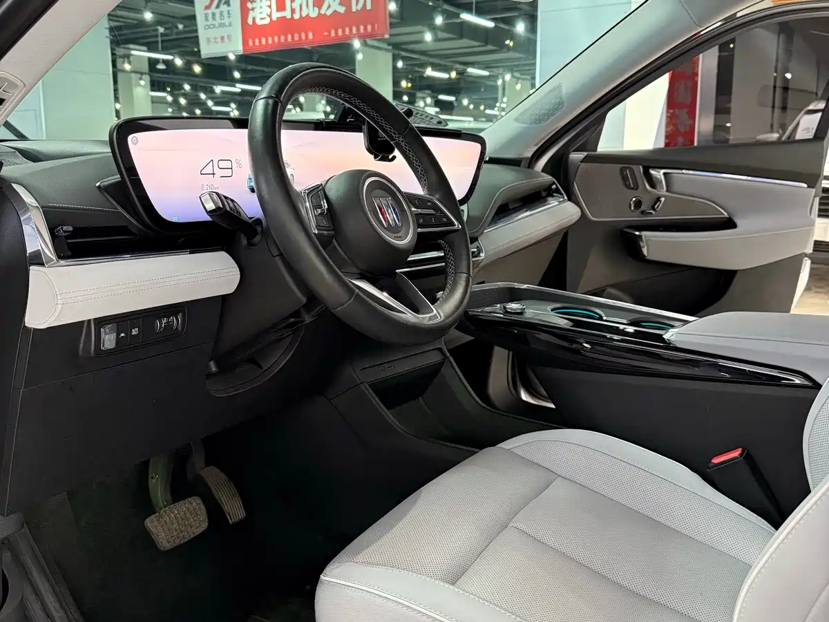 Buick E5 2023 2023 Premium Standard Range Edition