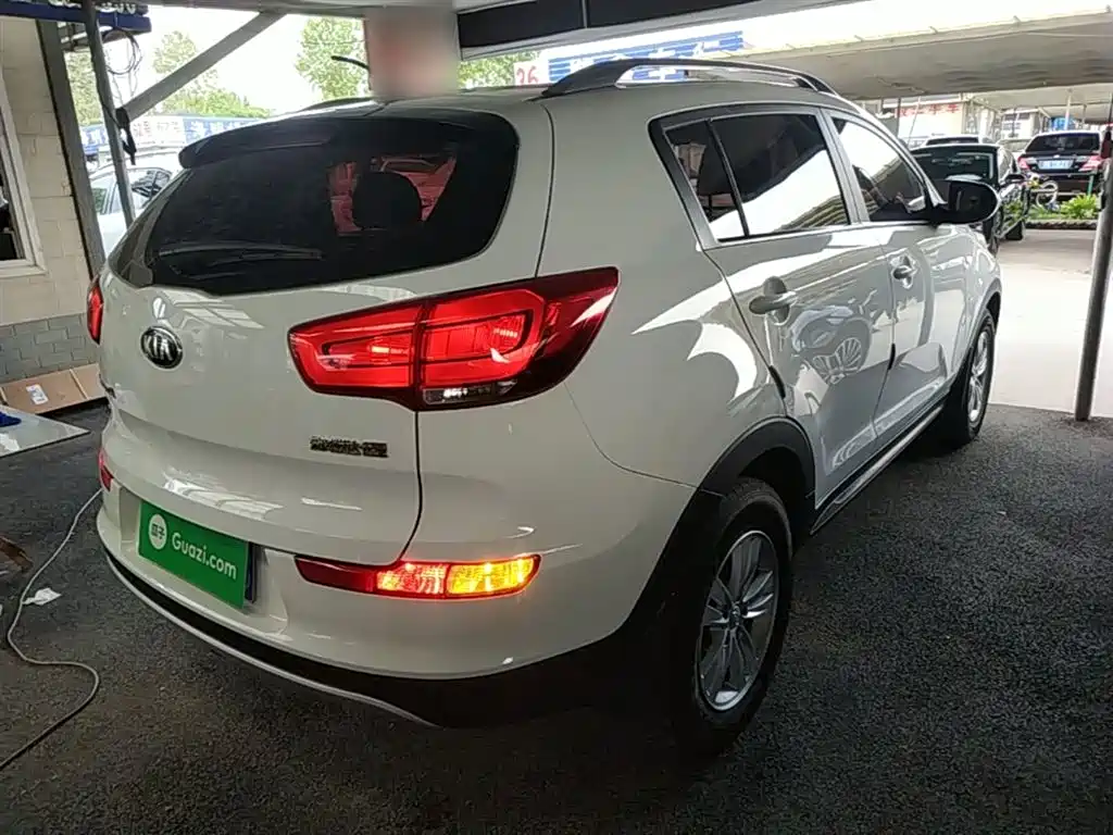 Kia Sportage 2016 2.0L Automatic 2WD GL фото 7